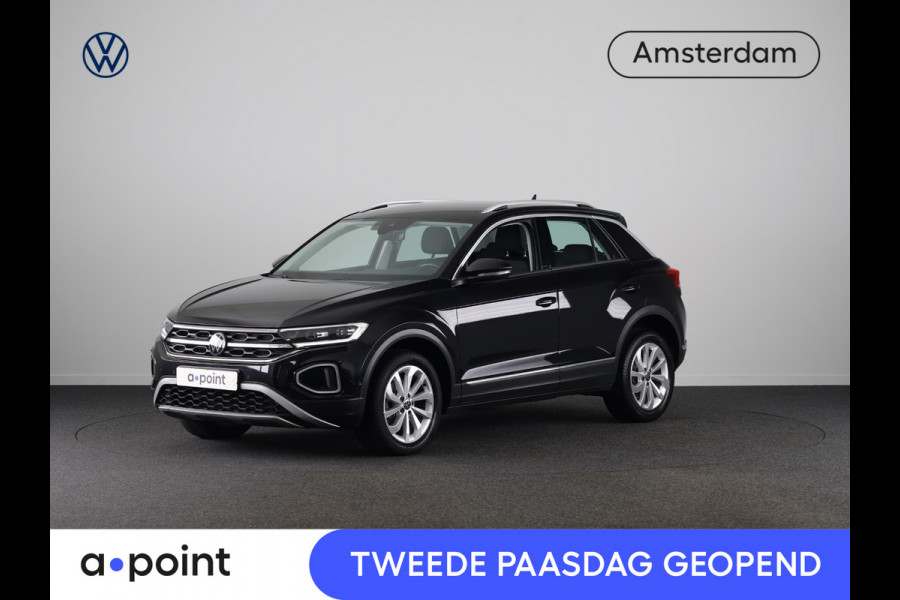 Volkswagen T-Roc 1.5 TSI Style 150 pk Automaat (DSG) | Navigatie | Parkeersensoren (Park assist) | Adaptieve cruise control | Stoelverwarming |