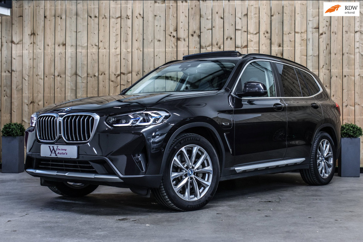 BMW X3 XDrive30e High Executive *Pano*Camera*Head-Up*Laser*Trekhaak*