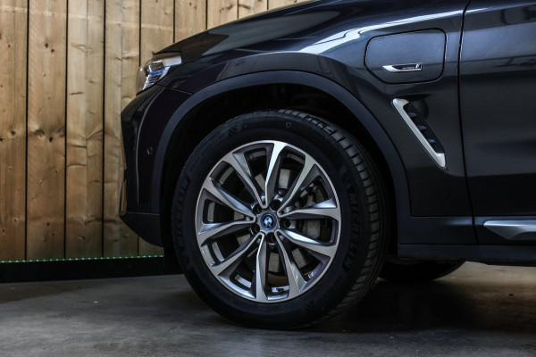 BMW X3 XDrive30e High Executive *Pano*Camera*Head-Up*Laser*Trekhaak*