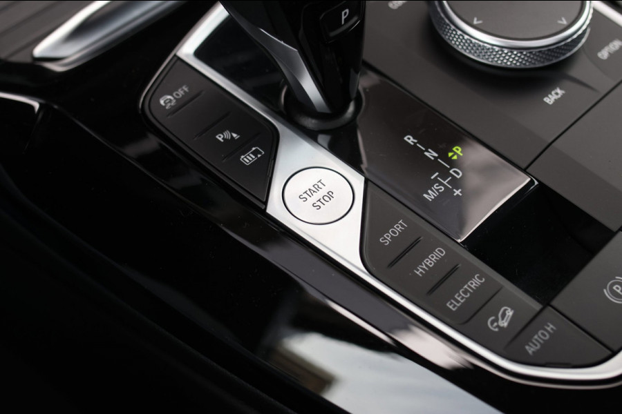 BMW X3 XDrive30e High Executive *Pano*Camera*Head-Up*Laser*Trekhaak*