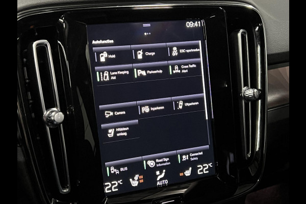 Volvo XC40 1.5 T5 Plug-in hybrid Ultimate Dark Open dak | Adat. cruise | 360 camera | Stuur-/stoelverwarming | Memory | Leder | Harman/Kardon