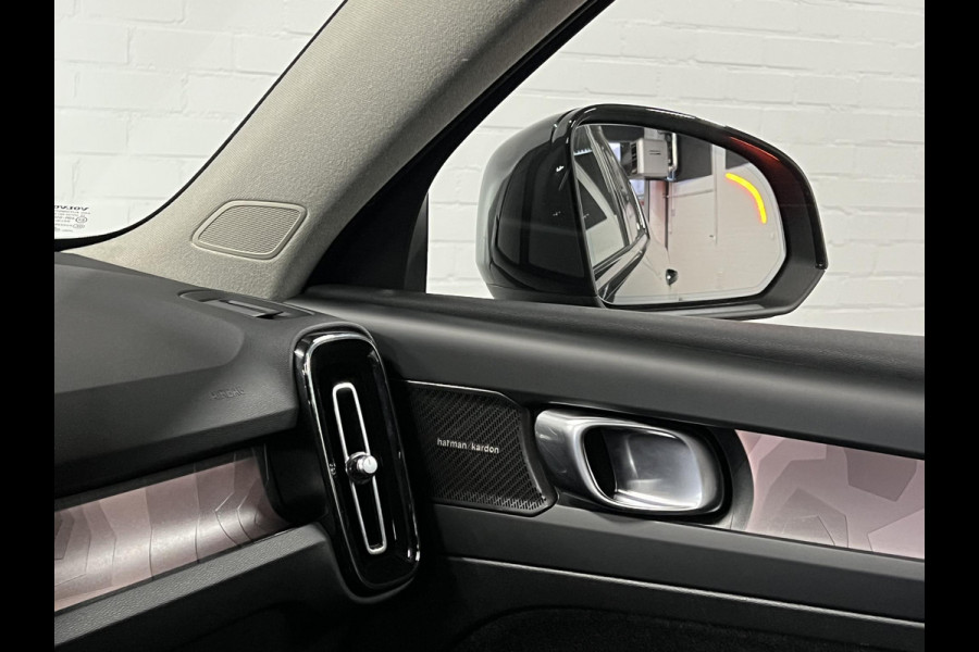 Volvo XC40 1.5 T5 Plug-in hybrid Ultimate Dark Open dak | Adat. cruise | 360 camera | Stuur-/stoelverwarming | Memory | Leder | Harman/Kardon