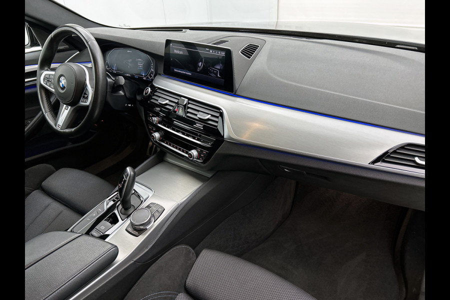 BMW 5 Serie 530e M-Sport High Executive(Dealer OnderH, Panorama, Adaptive Cruise, Harman/ Kardon, Head-up, 360 camera, Etc)