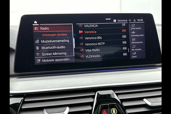 BMW 5 Serie 530e M-Sport High Executive(Dealer OnderH, Panorama, Adaptive Cruise, Harman/ Kardon, Head-up, 360 camera, Etc)