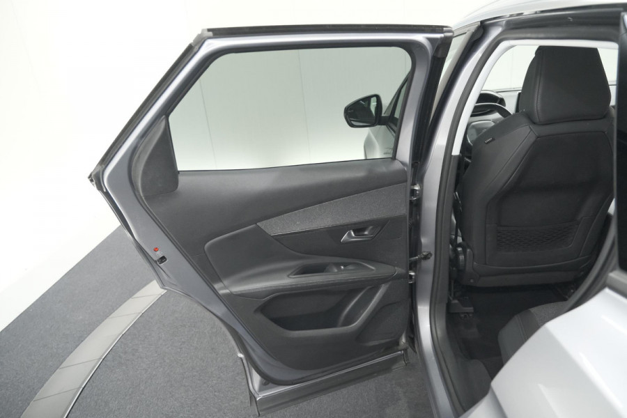 Peugeot 3008 PureTech 130 EAT6 Blue Lease Premium | Camera | Apple Carplay | Parkeersensoren | Climate Control