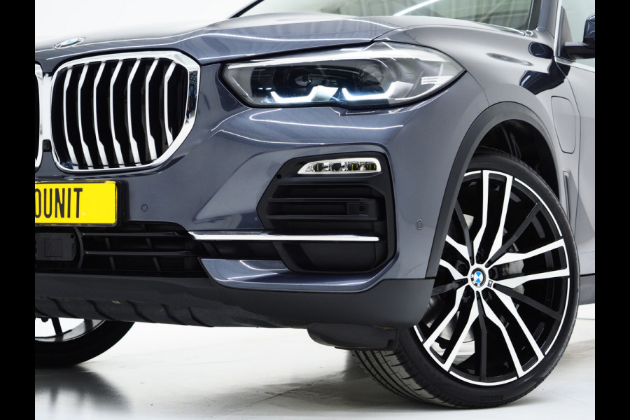 BMW X5 xDrive45e High Executive | Panoramadak | Luchtvering | Leder | Camera | Keyless | Adaptive Cruise | Carplay