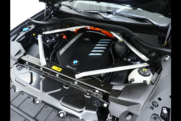 BMW X5 xDrive45e High Executive | Panoramadak | Luchtvering | Leder | Camera | Keyless | Adaptive Cruise | Carplay
