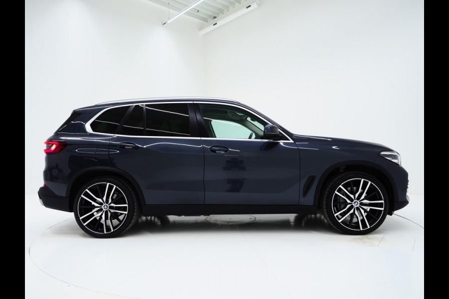 BMW X5 xDrive45e High Executive | Panoramadak | Luchtvering | Leder | Camera | Keyless | Adaptive Cruise | Carplay