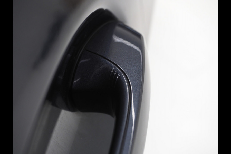 BMW X5 xDrive45e High Executive | Panoramadak | Luchtvering | Leder | Camera | Keyless | Adaptive Cruise | Carplay