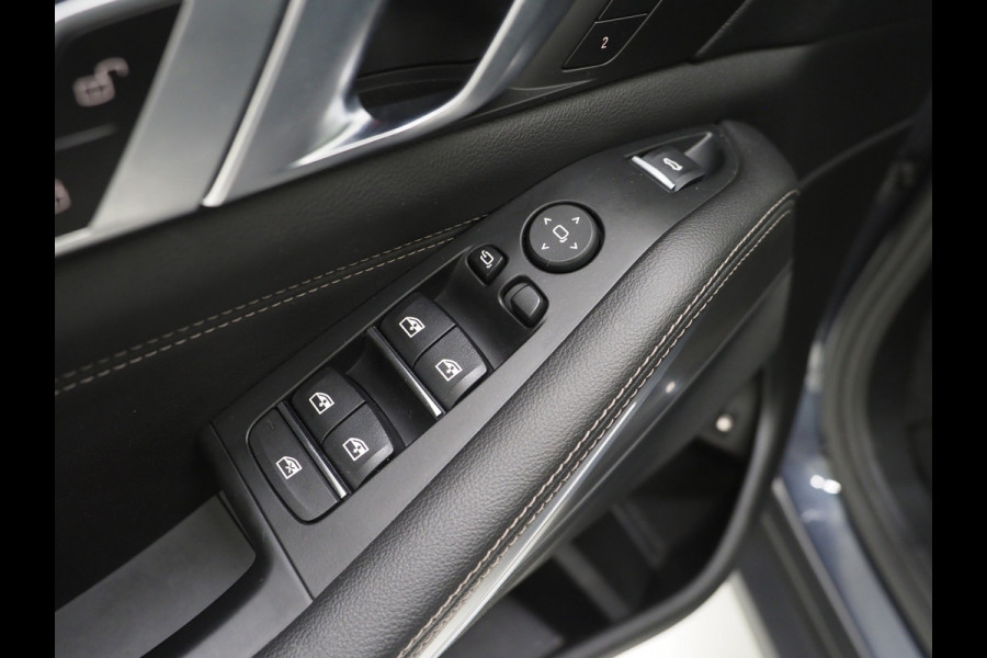 BMW X5 xDrive45e High Executive | Panoramadak | Luchtvering | Leder | Camera | Keyless | Adaptive Cruise | Carplay