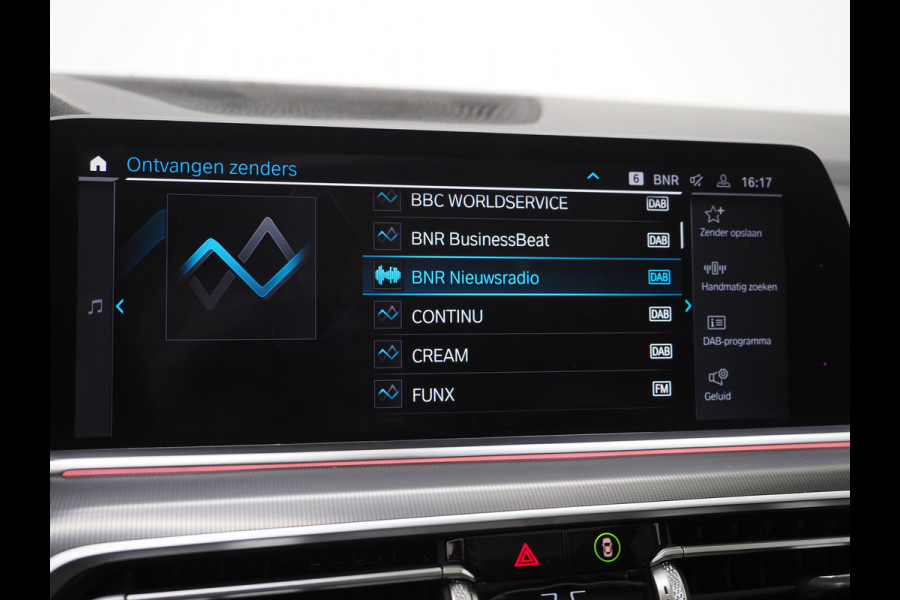 BMW X5 xDrive45e High Executive | Panoramadak | Luchtvering | Leder | Camera | Keyless | Adaptive Cruise | Carplay