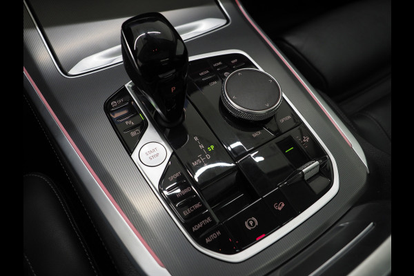 BMW X5 xDrive45e High Executive | Panoramadak | Luchtvering | Leder | Camera | Keyless | Adaptive Cruise | Carplay