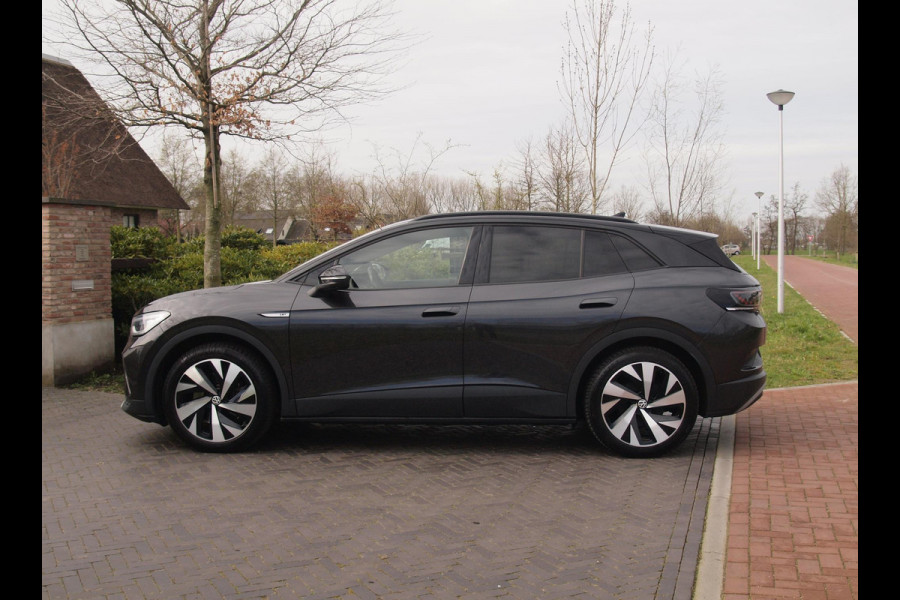Volkswagen ID.4 First Max 77 kWh | SOH 91% | Panoramadak | Head-Up Display | Sfeerverlichting | 360 Camera |