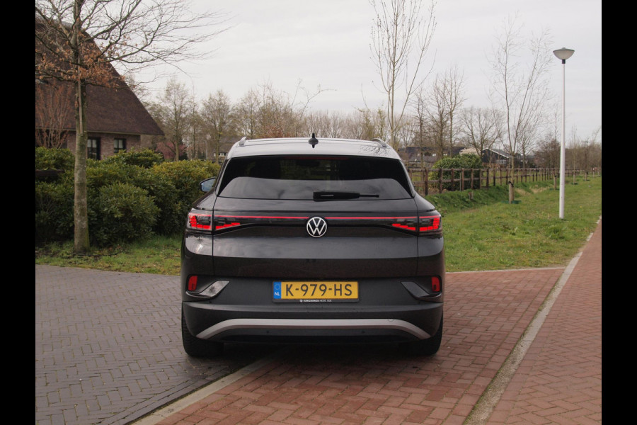 Volkswagen ID.4 First Max 77 kWh | SOH 91% | Panoramadak | Head-Up Display | Sfeerverlichting | 360 Camera |