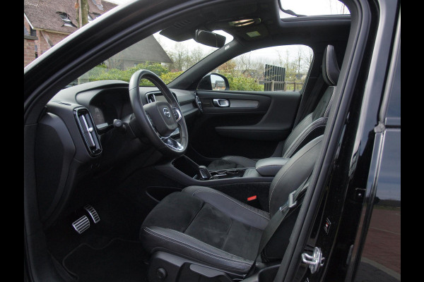 Volvo XC40 Recharge P8 AWD R-Design | SOH 92% | Panoramadak | Harman Kardon | Trekhaak | 360 Camera |