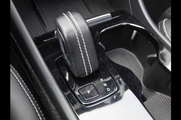 Volvo XC40 Recharge P8 AWD R-Design | SOH 92% | Panoramadak | Harman Kardon | Trekhaak | 360 Camera |