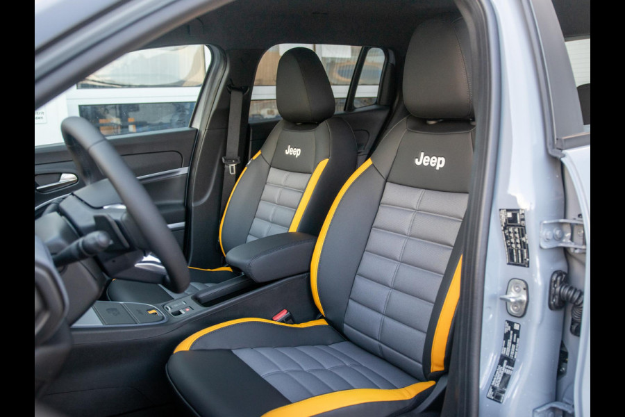 Jeep Avenger 1.2T 4xe The North Face | Actieprijs! | Clima | Apple Carplay | Adapt. Cruise | Elektr. A-Klep | Keyless | Navi | Stoel&Stuurverwarming