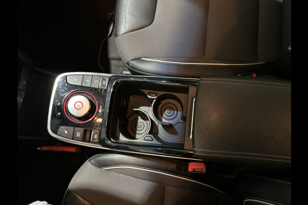 Kia e-Niro DynamicLine 64 kWh | Voorstoel verwamd | Cruise control | Soh (batterijcheck) Waarde 94,7 %