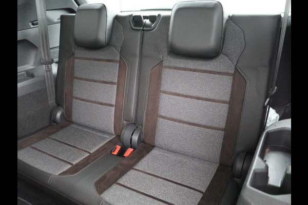 Seat Tarraco 2.0 TSI 4Drive Xcellence 7 Persoons | Trekhaak | Panoramadak | Carplay | Alcantara | Adaptive cruise | BLIS | Stoelverwarming | Camera | Beats Pack