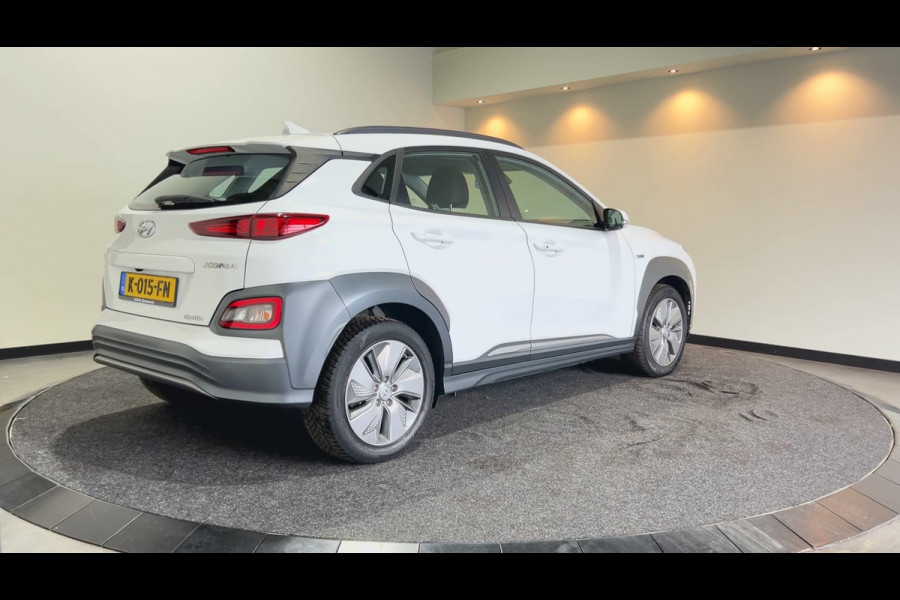 Hyundai Kona EV Comfort 64 kWh | Adaptief cruise control | rijstrookcorrectie