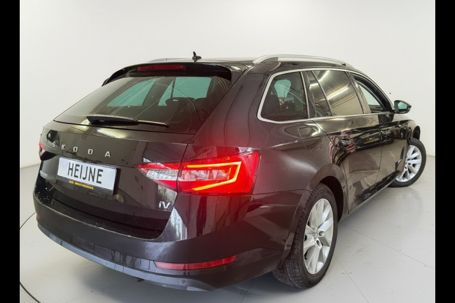 Škoda Superb Combi iV 218PK DSG HYBRID BUSINESS CAMERA/NAVI/VIRTUAL/STUURVERW.