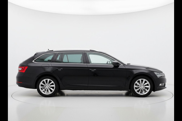Škoda Superb Combi iV 218PK DSG HYBRID BUSINESS CAMERA/NAVI/VIRTUAL/STUURVERW.