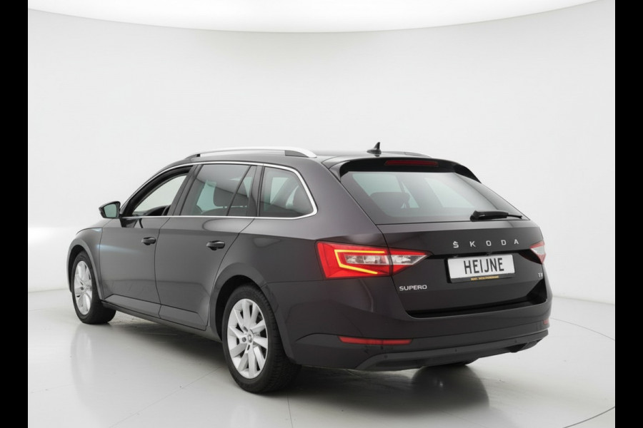 Škoda Superb Combi iV 218PK DSG HYBRID BUSINESS CAMERA/NAVI/VIRTUAL/STUURVERW.
