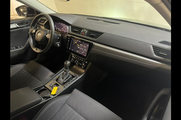 Škoda Superb Combi iV 218PK DSG HYBRID BUSINESS CAMERA/NAVI/VIRTUAL/STUURVERW.