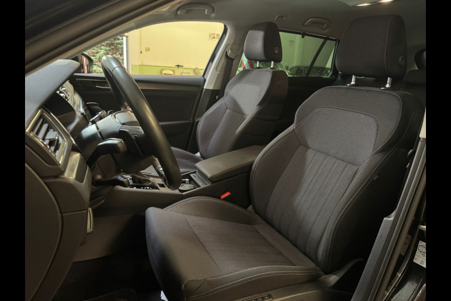 Škoda Superb Combi iV 218PK DSG HYBRID BUSINESS CAMERA/NAVI/VIRTUAL/STUURVERW.