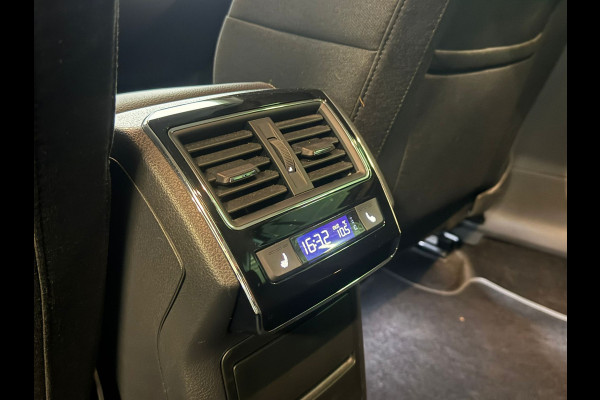 Škoda Superb Combi iV 218PK DSG HYBRID BUSINESS CAMERA/NAVI/VIRTUAL/STUURVERW.