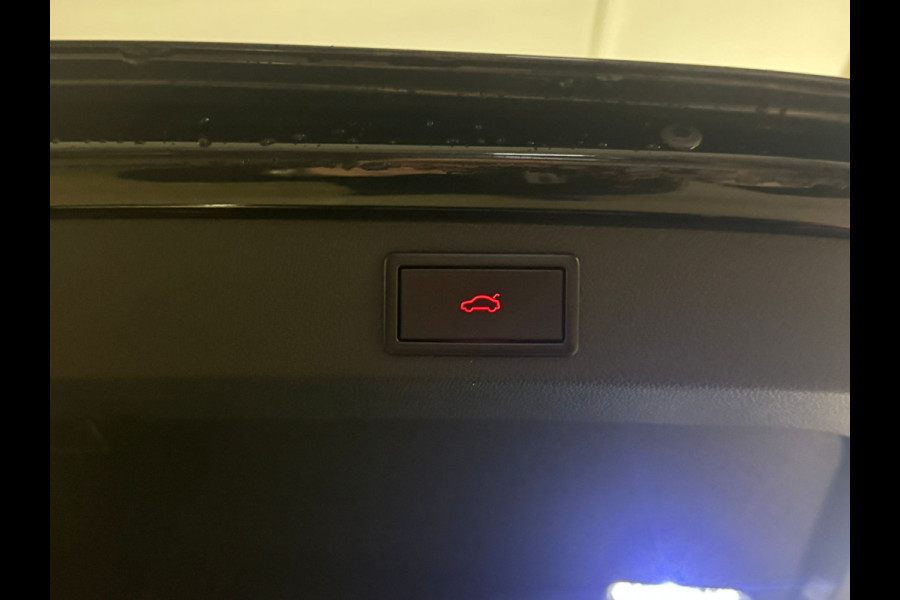 Škoda Superb Combi iV 218PK DSG HYBRID BUSINESS CAMERA/NAVI/VIRTUAL/STUURVERW.