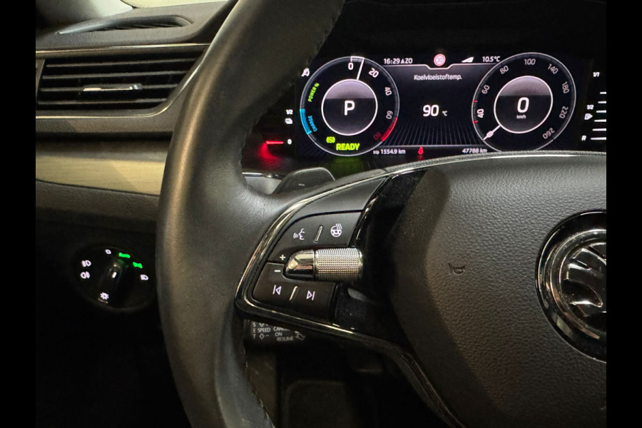 Škoda Superb Combi iV 218PK DSG HYBRID BUSINESS CAMERA/NAVI/VIRTUAL/STUURVERW.