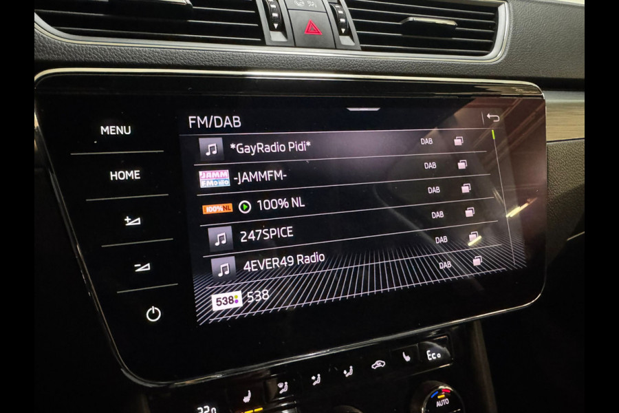 Škoda Superb Combi iV 218PK DSG HYBRID BUSINESS CAMERA/NAVI/VIRTUAL/STUURVERW.