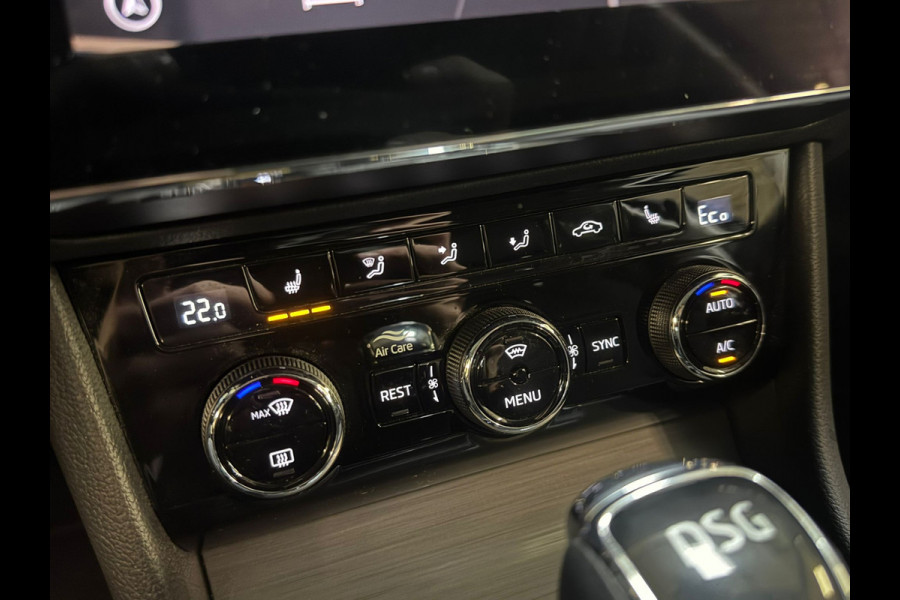 Škoda Superb Combi iV 218PK DSG HYBRID BUSINESS CAMERA/NAVI/VIRTUAL/STUURVERW.