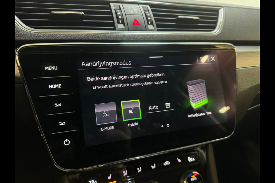 Škoda Superb Combi iV 218PK DSG HYBRID BUSINESS CAMERA/NAVI/VIRTUAL/STUURVERW.