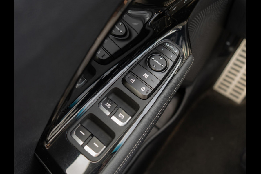 Kia Niro 1.6 GDi PHEV ExecutiveLine | Stoel en stuurverwarming | Navi | Clima |