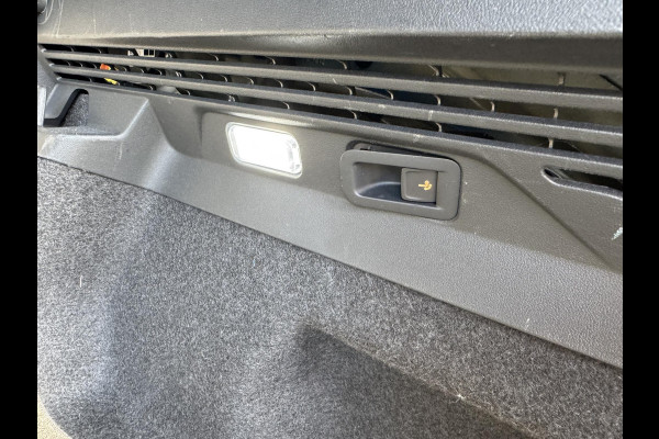 Volkswagen ID.4 City 52 kWh WARMTEPOMP| TREKHAAK | STOELVERWARMING + STUURVERWARMING|VOORRUIT VERWARMING| APPLE CARPLAY/ ANDROID AUTO| ADAPTIVE CRUISE CONTROL| RIJKLAARPRIJS. INCL 12 MND BOVAG GARANTIE