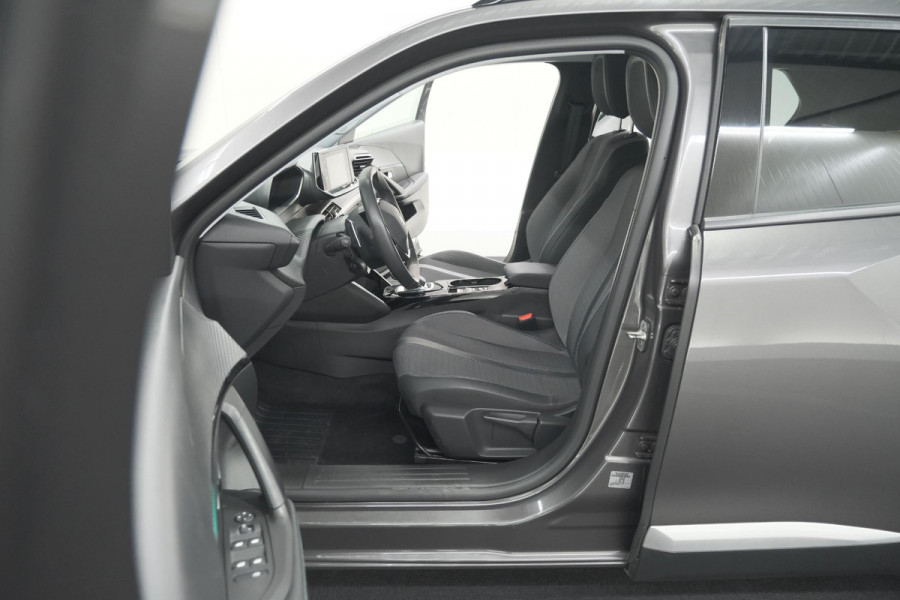 Peugeot 2008 PureTech 130 EAT8 Allure Pack | Trekhaak | Camera | Navigatie | Parkeersensoren