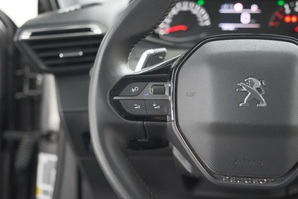 Peugeot 2008 PureTech 130 EAT8 Allure Pack | Trekhaak | Camera | Navigatie | Parkeersensoren