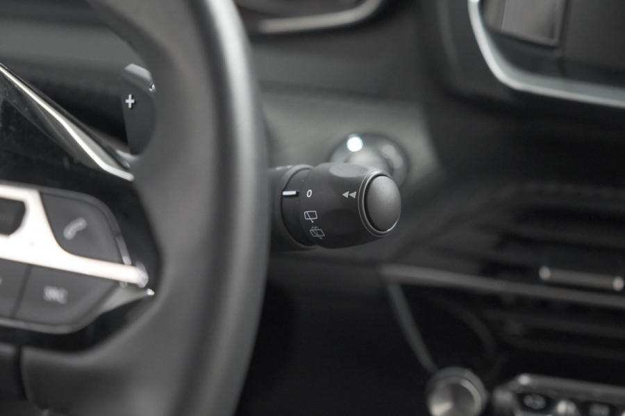 Peugeot 2008 PureTech 130 EAT8 Allure Pack | Trekhaak | Camera | Navigatie | Parkeersensoren