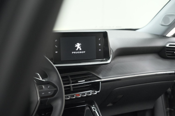Peugeot 2008 PureTech 130 EAT8 Allure Pack | Trekhaak | Camera | Navigatie | Parkeersensoren