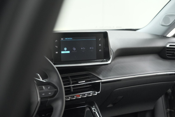 Peugeot 2008 PureTech 130 EAT8 Allure Pack | Trekhaak | Camera | Navigatie | Parkeersensoren