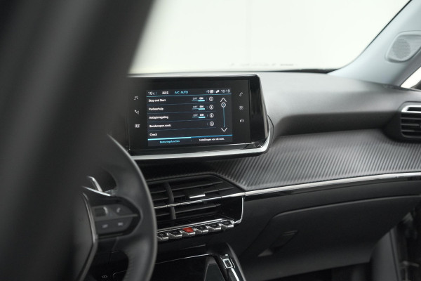 Peugeot 2008 PureTech 130 EAT8 Allure Pack | Trekhaak | Camera | Navigatie | Parkeersensoren