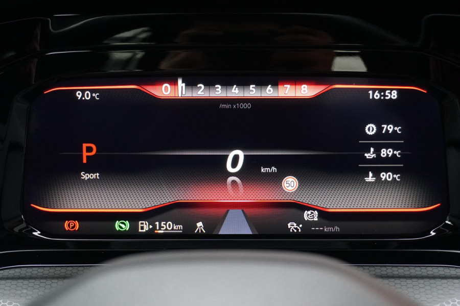 Volkswagen Golf 2.0 TSI GTI Clubsport 300PK + PANORAMADAK / STUURVERWARMING / 19"