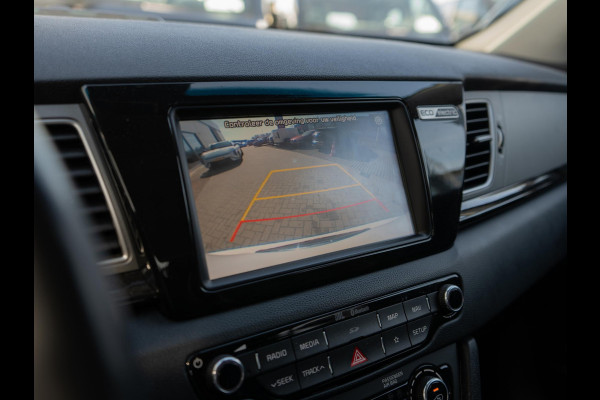 Kia e-Niro ExecutiveLine 64 kWh | Stoel en stuurverwarming | Navigatie |