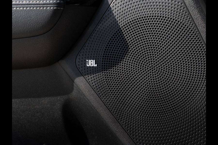 Kia e-Niro ExecutiveLine 64 kWh | Stoel en stuurverwarming | Navigatie |