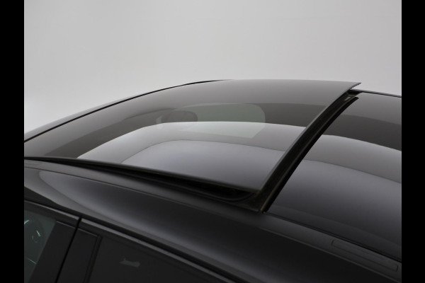 Mercedes-Benz A-Klasse 250e 218 PK SEDAN + PANORAMA | SFEERVERLICHTING | APPLE CARPLAY | MEMORY | STOELVERWARMING