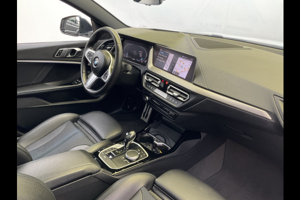 BMW 2 Serie Gran Coupé 218i M Sport Edition Pano.dak HUD Stoelverw. Carplay Alpinweiß DAB LED