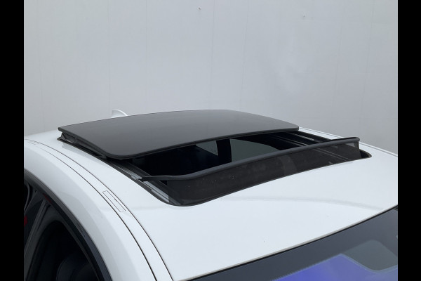 BMW 2 Serie Gran Coupé 218i M Sport Edition Pano.dak HUD Stoelverw. Carplay Alpinweiß DAB LED