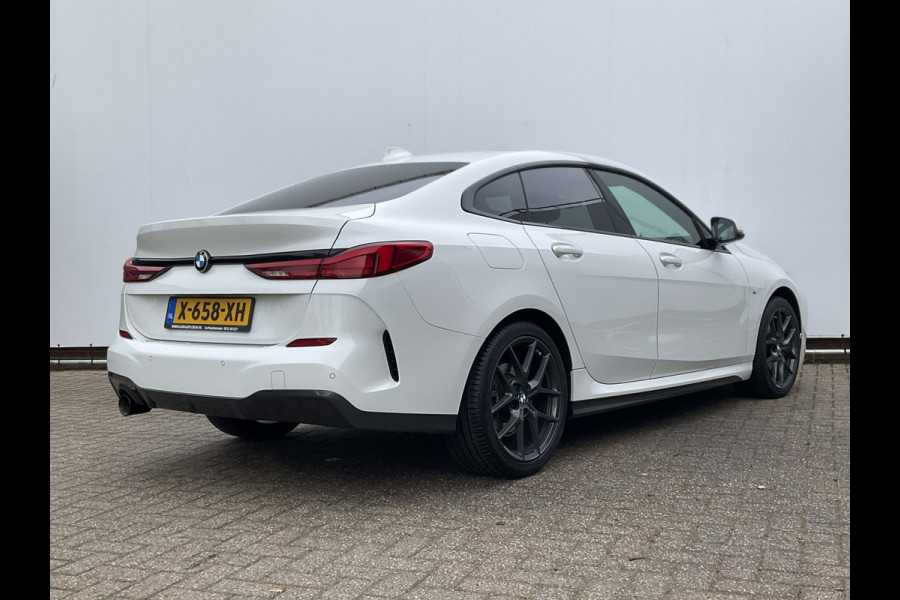 BMW 2 Serie Gran Coupé 218i M Sport Edition Pano.dak HUD Stoelverw. Carplay Alpinweiß DAB LED